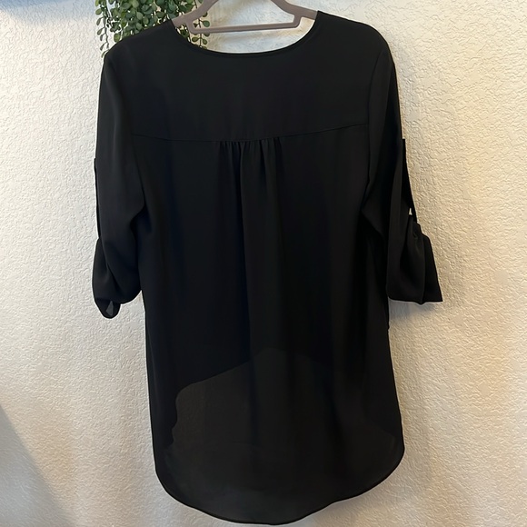 NEW ALFANI HIGH-LOW CROSSOVER TOP - Picture 5 of 7